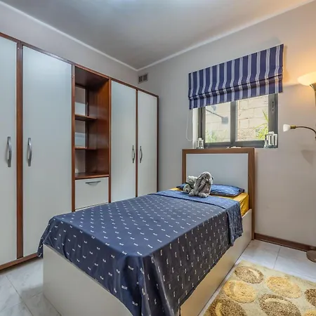 3br Mediterranean Oasis Retreat In San Giljan, Malta