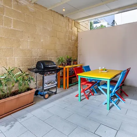 3br Mediterranean Oasis Retreat In San Giljan, Malta